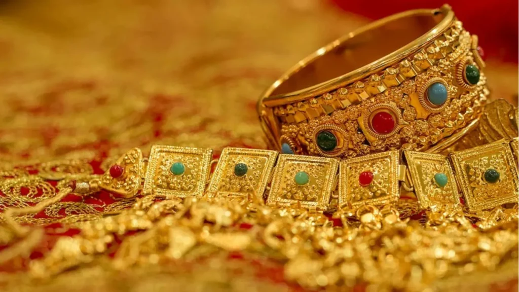 Gold Market Shocker: How Speculators Drove a Rs 21 Drop in 24 Hours